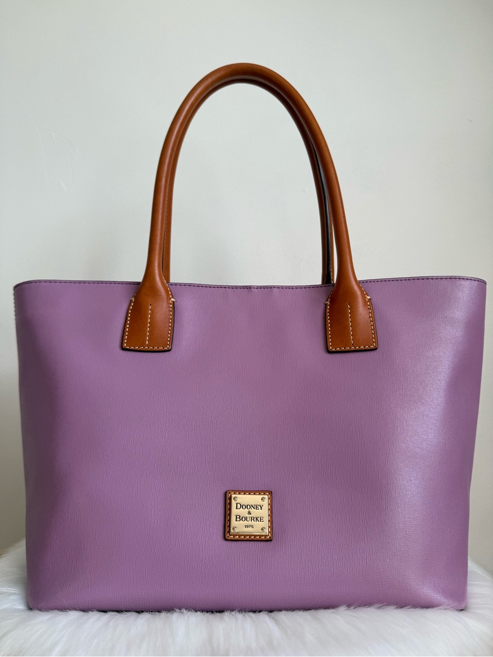 Dooney & Bourke bag